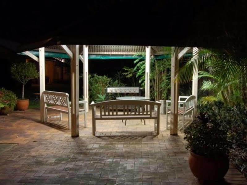 Sunshine Coast Motor Lodge Woombye Eksteriør bilde